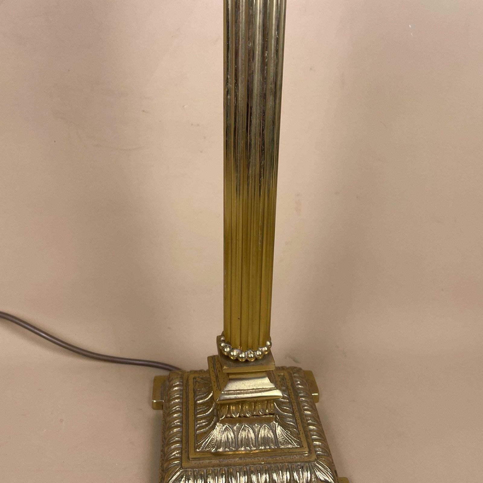 Antique Metal Gold Brass Lamp Light Ornate Patterned Vintage Square Pattern Bedside Side Desk Heavy 4 Feet Column Regency Classic Large photo 95.0