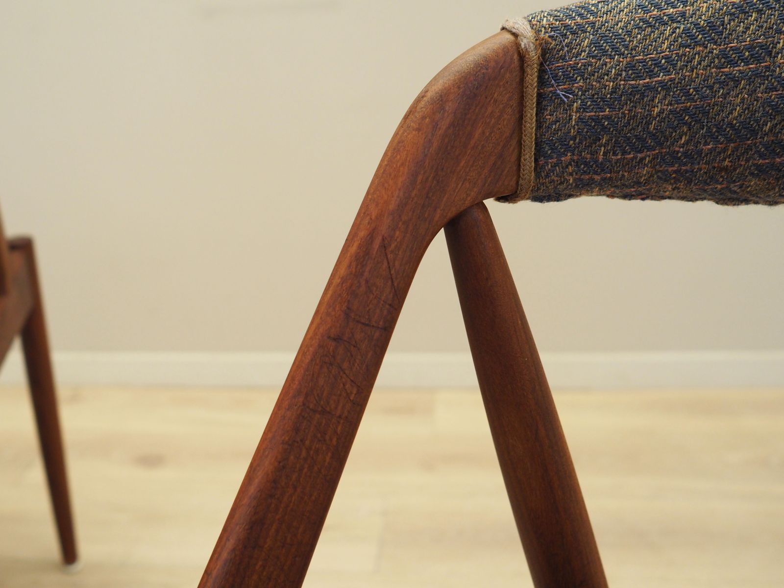 photo vintage Set Van Drie Teakhouten Stoelen, Deens Design, Ca. Jaren 1970, Ontwerper: Kai Kristiansen