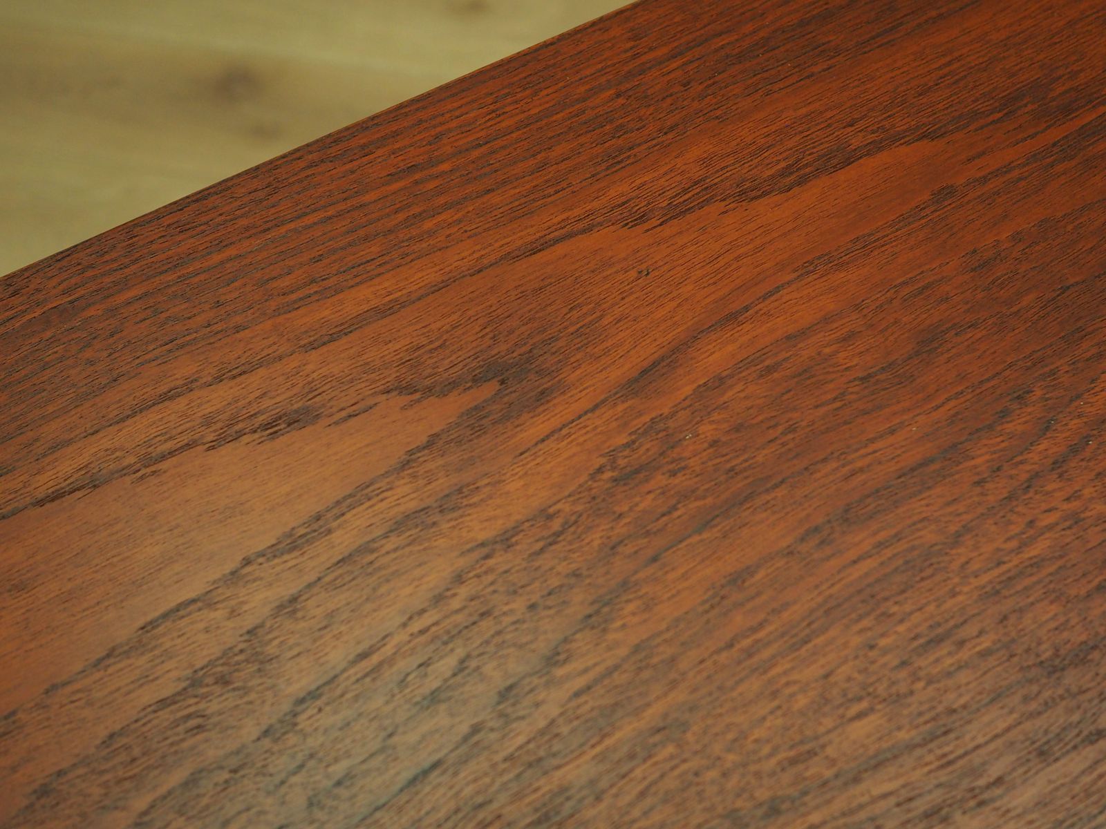 photo furniture Teakhouten Dressoir, Deens Design, Jaren 1970, Productie: Denemarken