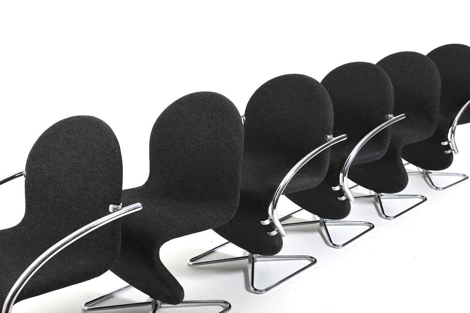 photo for sale Verner Panton For Fritz Hansen 1973 Series 1 2 3 Butterfly Base