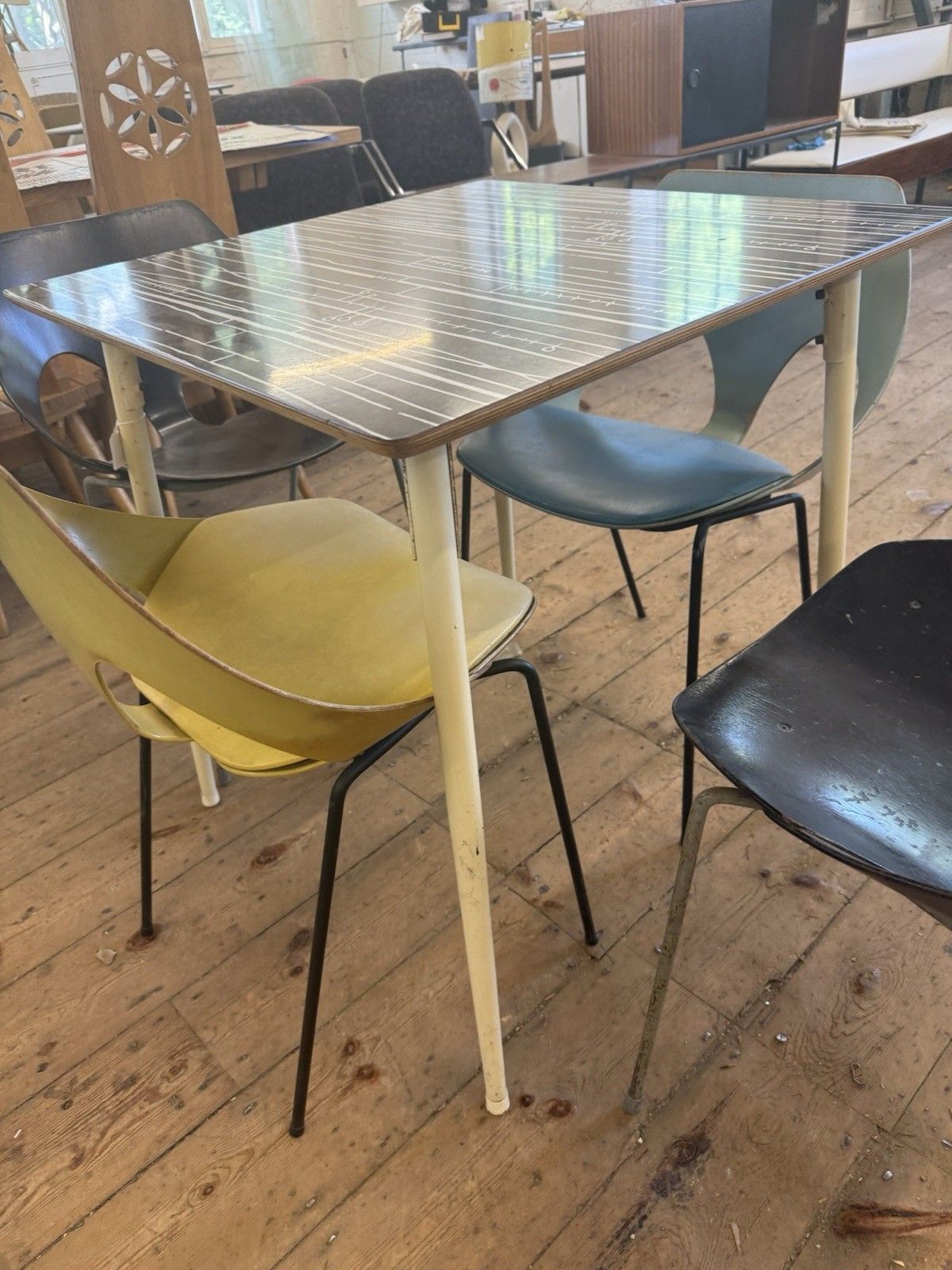 photo furniture Vintage Rare Kandya Set Lucienne Day Design Jason Chairs Bent Ply 1950s 60s