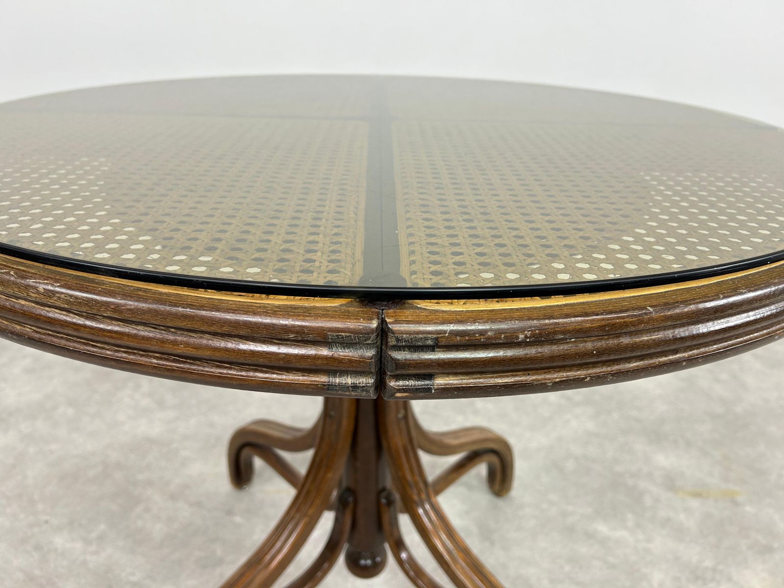 Thonet Dining Table For 4 People With Glass Top photo buy