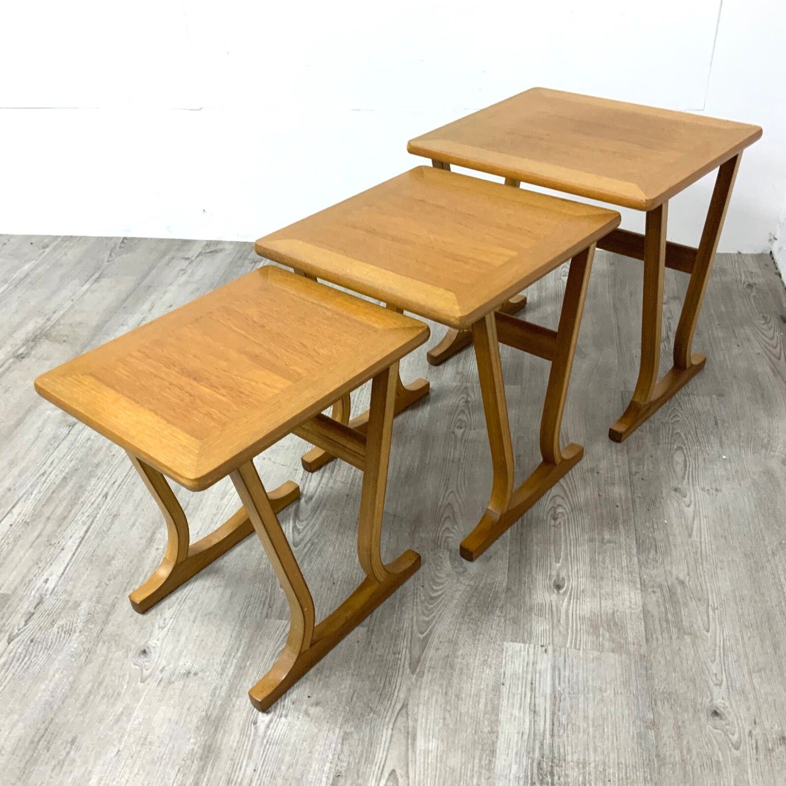 Parker Knoll Mid Century Teak Nest Of 3 Tables. photo vintage