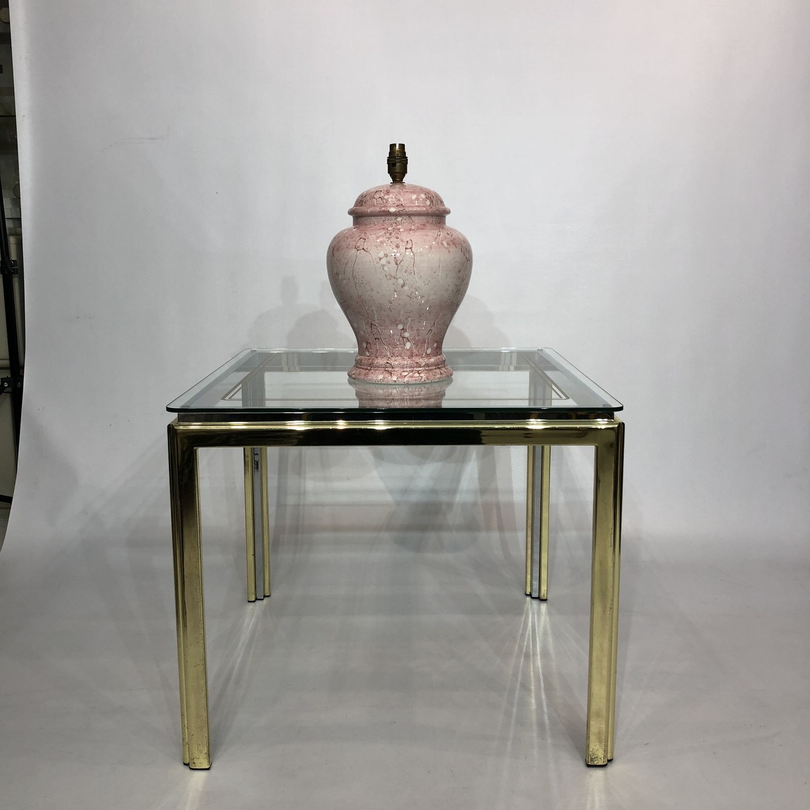 1980s Pink Ceramic Italian Table Lamp Marble Effect Vintage Urn Neo Classical photo for sale