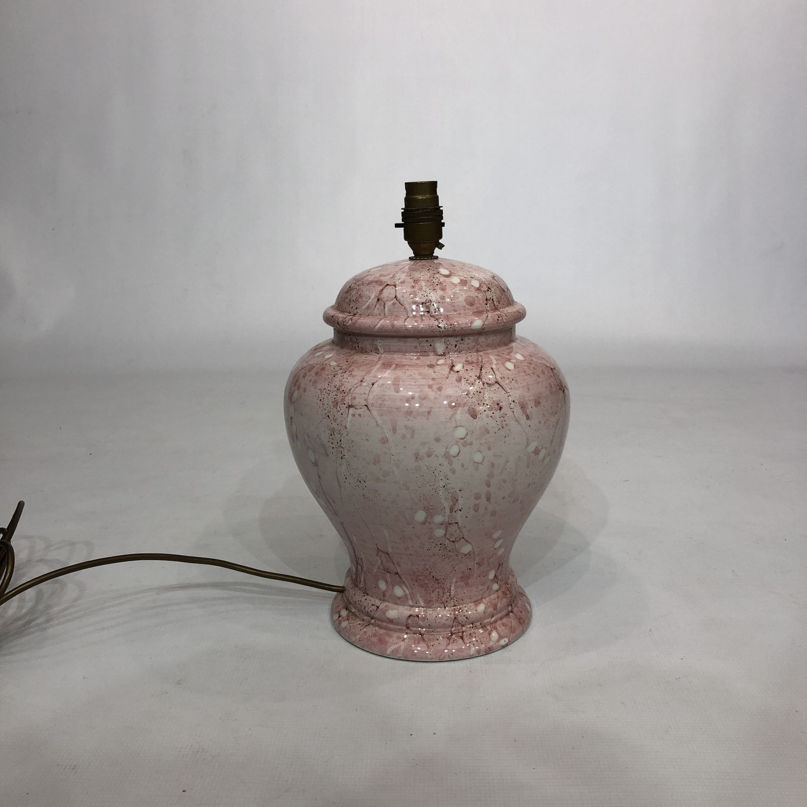 1980s Pink Ceramic Italian Table Lamp Marble Effect Vintage Urn Neo Classical photo Lighting