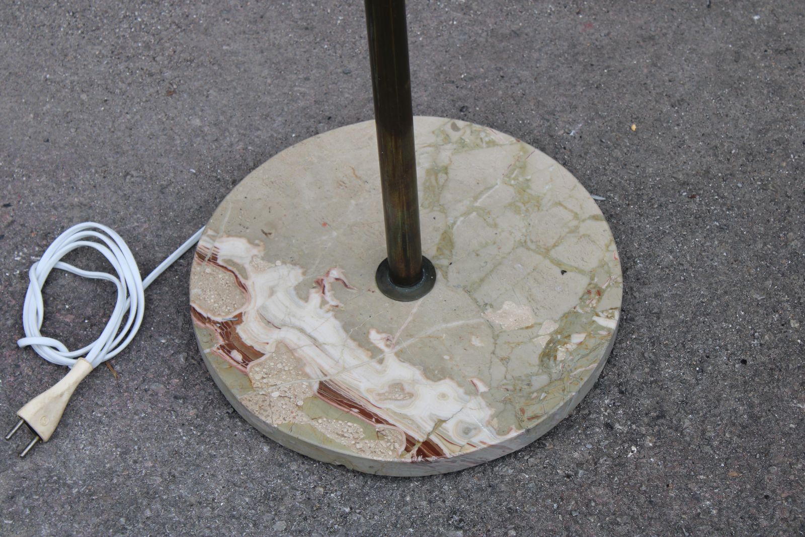 1950 Italian Floor Lamp In Brass And Glass Arredoluce Style photo for sale