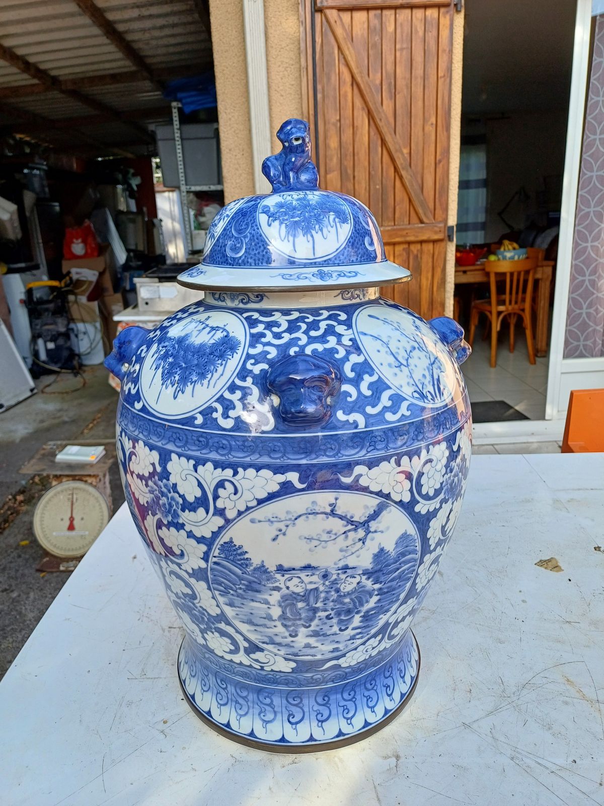 China Earthenware Pot