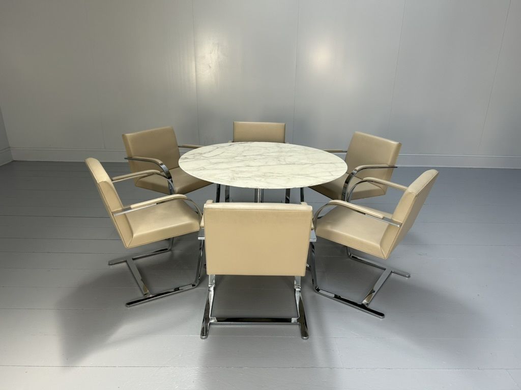 photo furniture Knoll Studio “Florence Knoll” Round Dining Table & 4 “Brno” Armchair Suite – In “Carrara” Marble & Leather