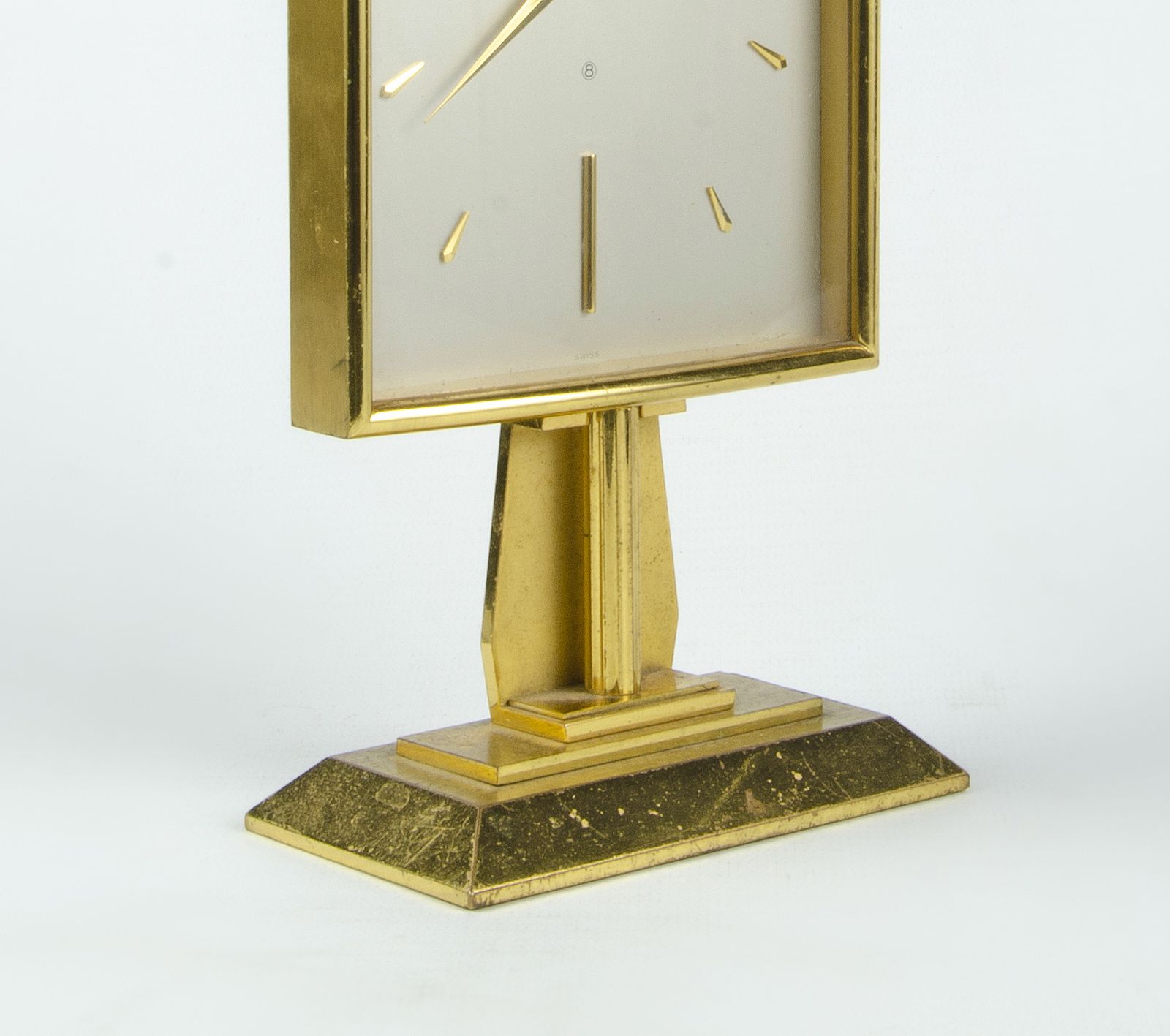 photo furniture Mid 20th Century Modern Golden Brass 8 Days Movement Clock By Jaeger Lecoultre, Switzerland