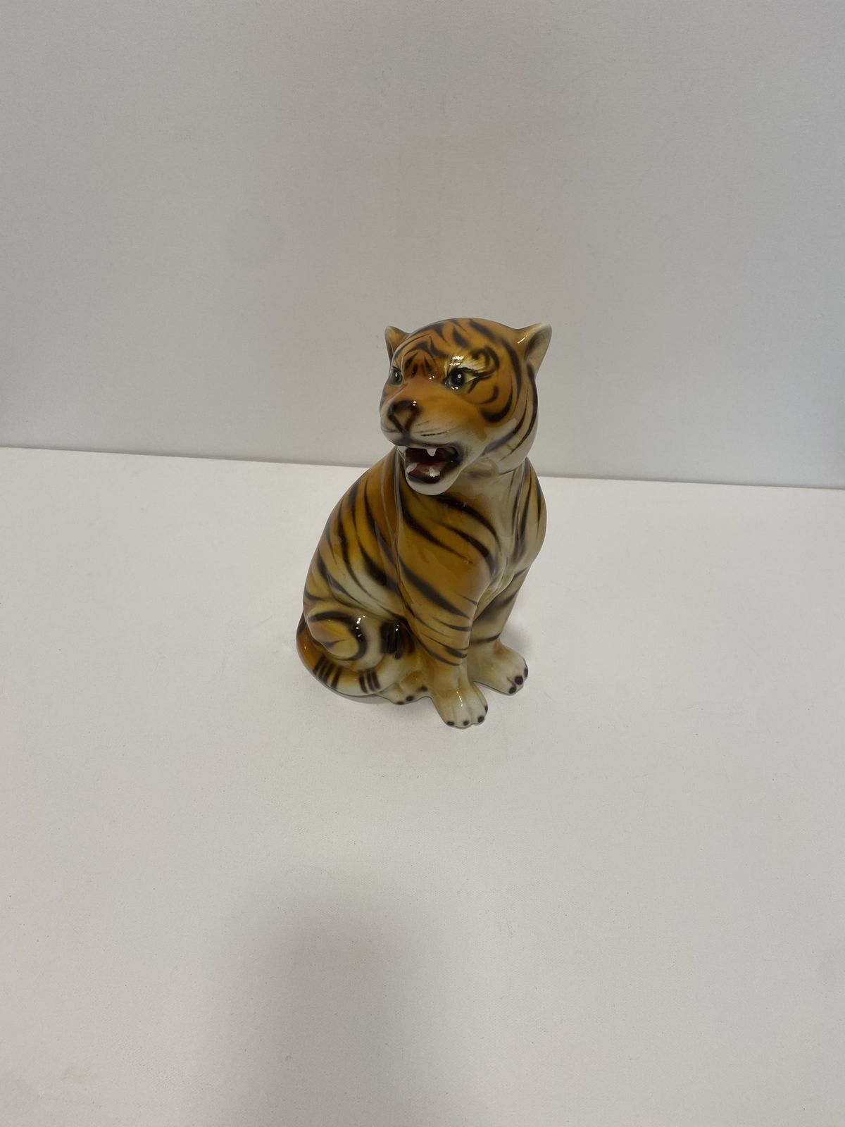 Ceramic Table Tiger Statue Alcobaca Portugal Hollywood Regency Vintage 1970s photo furniture
