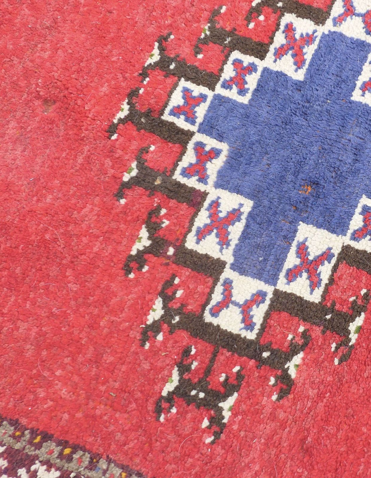 One Of A Kind Vintage Retro Cubist Rug photo vinterior