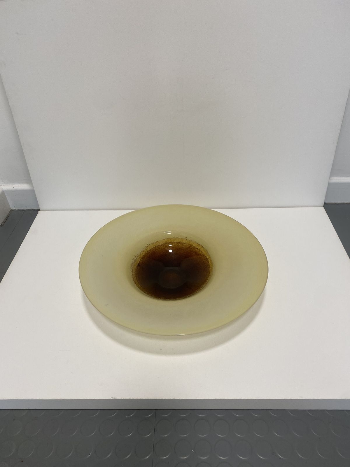 Xl Murano Glass Round Fruit Bowl Table Plate Yellow Brown Italian Vintage 1970s photo vintage