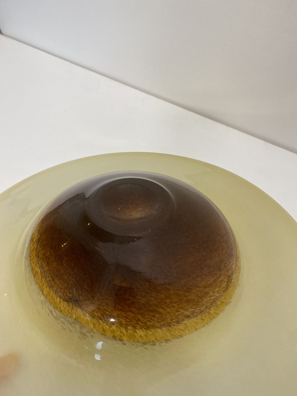photo vinterior Xl Murano Glass Round Fruit Bowl Table Plate Yellow Brown Italian Vintage 1970s