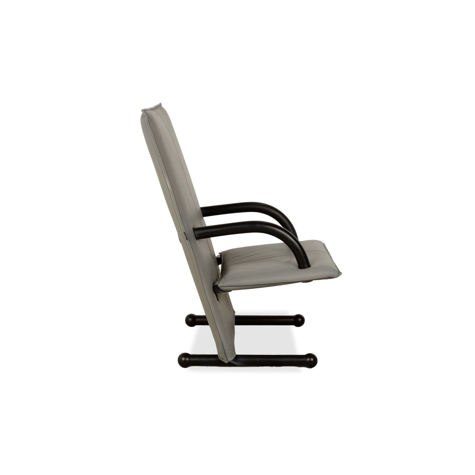 Fauteuil Arflex T Line en cuir gris et noir photo vintage