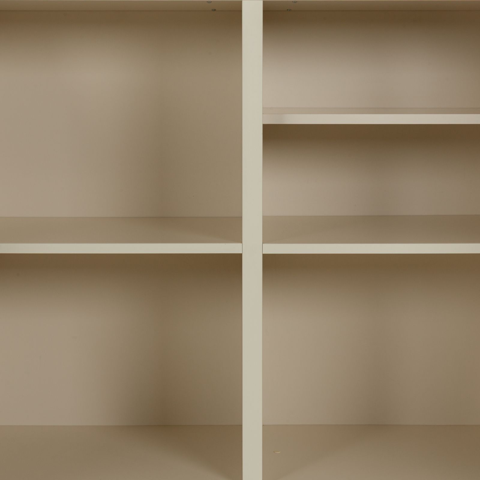 Buffet Misura Emme Plan en bois blanc crème photo for sale