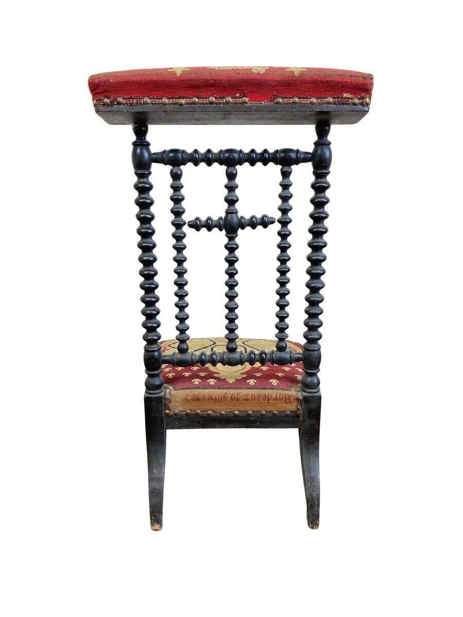 Napoleon III Prie Dieu (1876) In Wood And Embroidered Fabric photo furniture