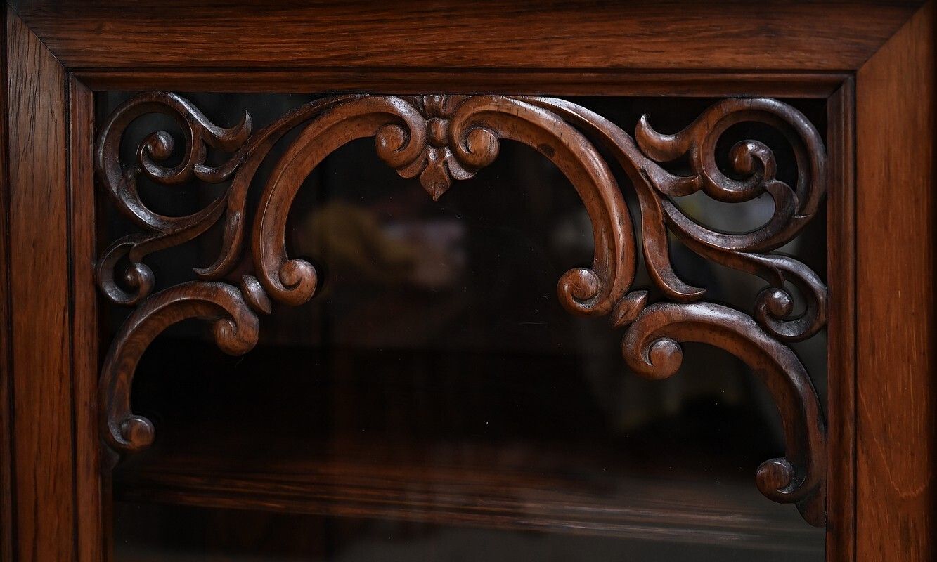 Small Display Cabinet – Part 2 Of The 19th Century photo vinterior