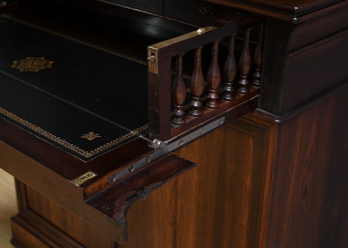 Furniture Small Display Cabinet – Part 2 Of The 19th Century photo