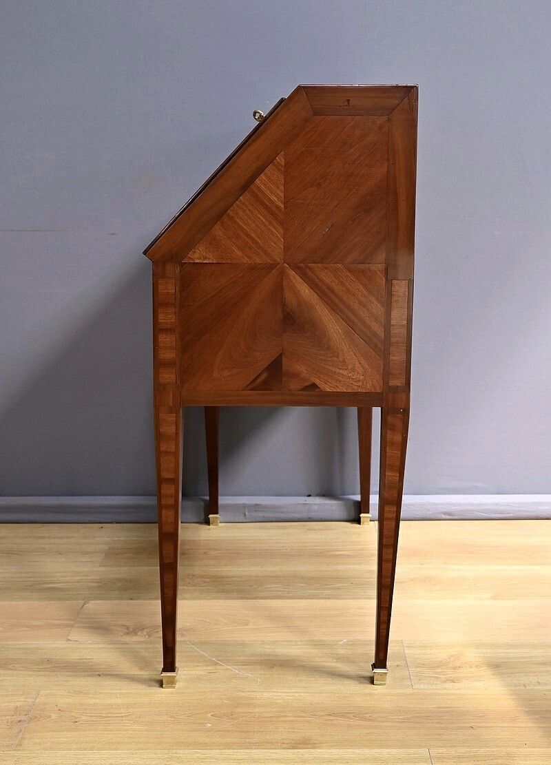 photo vintage Louis XVI Style Mahogany Sloping Desk – Mid 19th Century