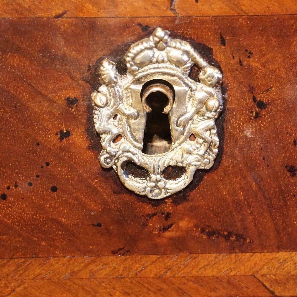 Early 18th Century Walnut Escritoire photo buy
