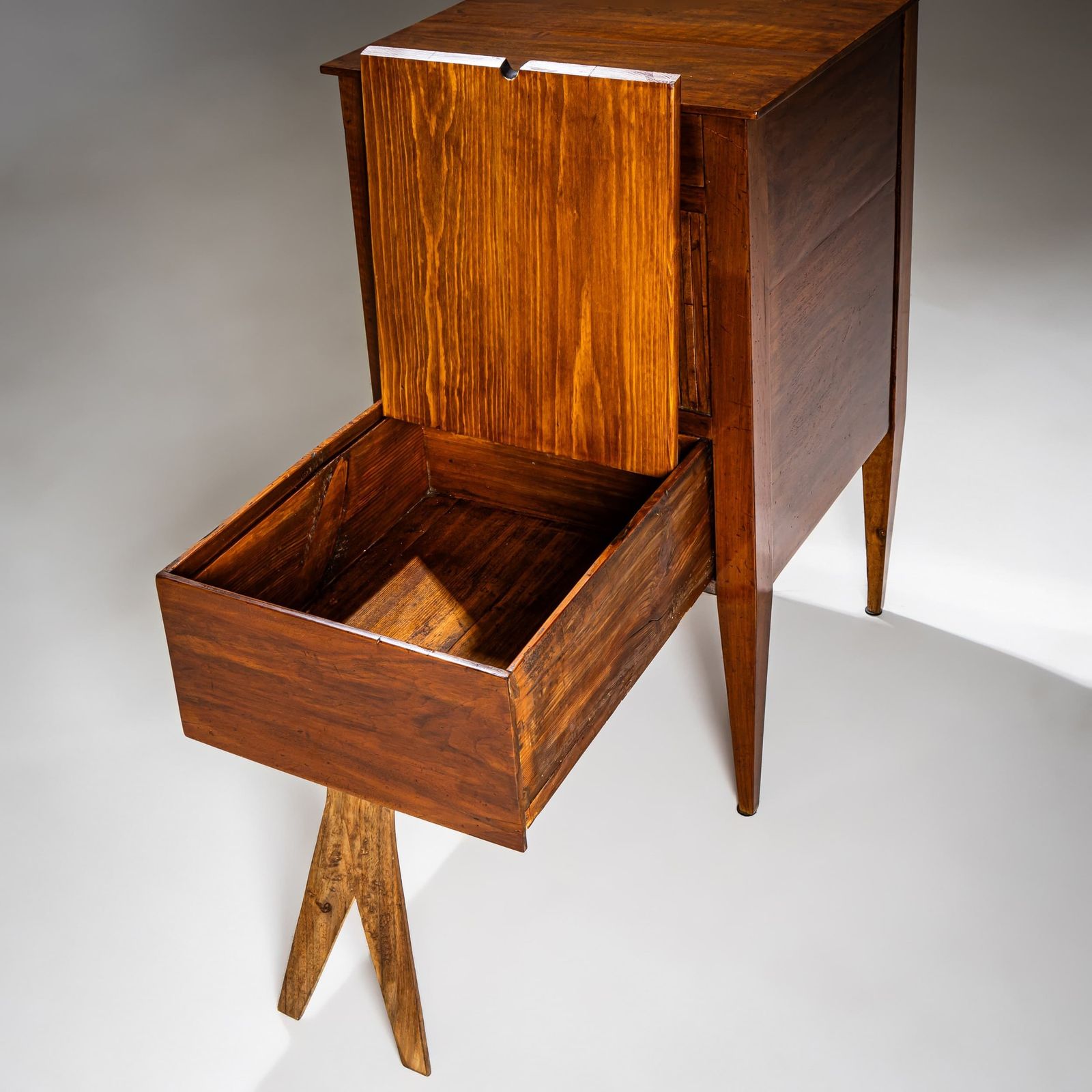 Bedside Cabinet, Italy, Late 18th Century photo 2100.0