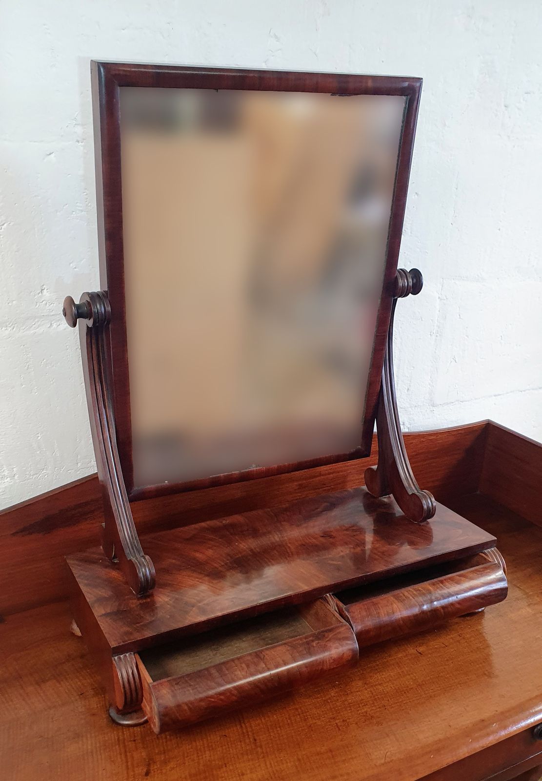 Elegant Victorian Mahogany Toilet Mirror With Barrel Drawers photo furniture
