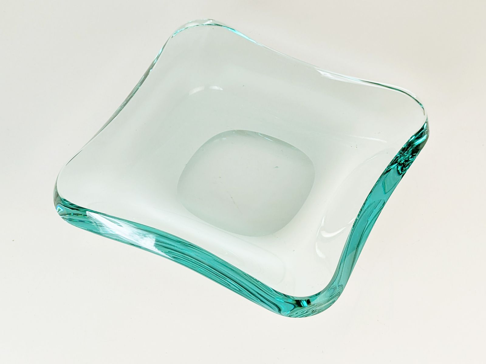 Grinded & Cut Aquamarine Glass Bowl/Centerpiece By Fontana Arte, 1960s photo vinterior