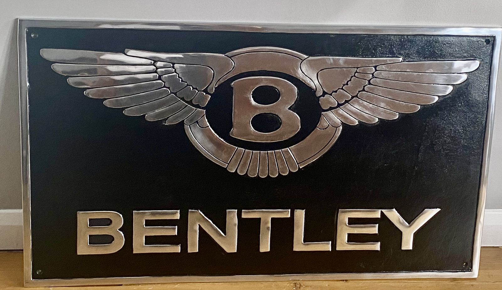 Bentley Dealership Garage Metal Automotive Automobile Car Dealer Sign Showroom Wall Art Continental Gt Gtc Bentayga Suv Flying Spur Mulsanne Arnage photo furniture
