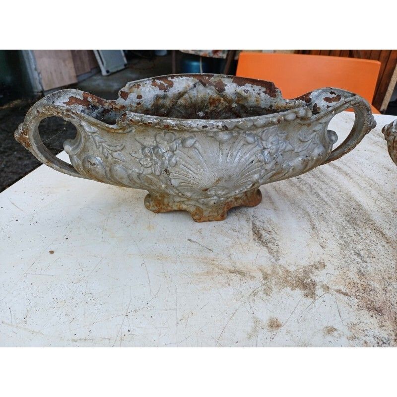 Pair Of 1900 Cast Iron Planters From Charleville Mézières In Rocaille Style photo for sale
