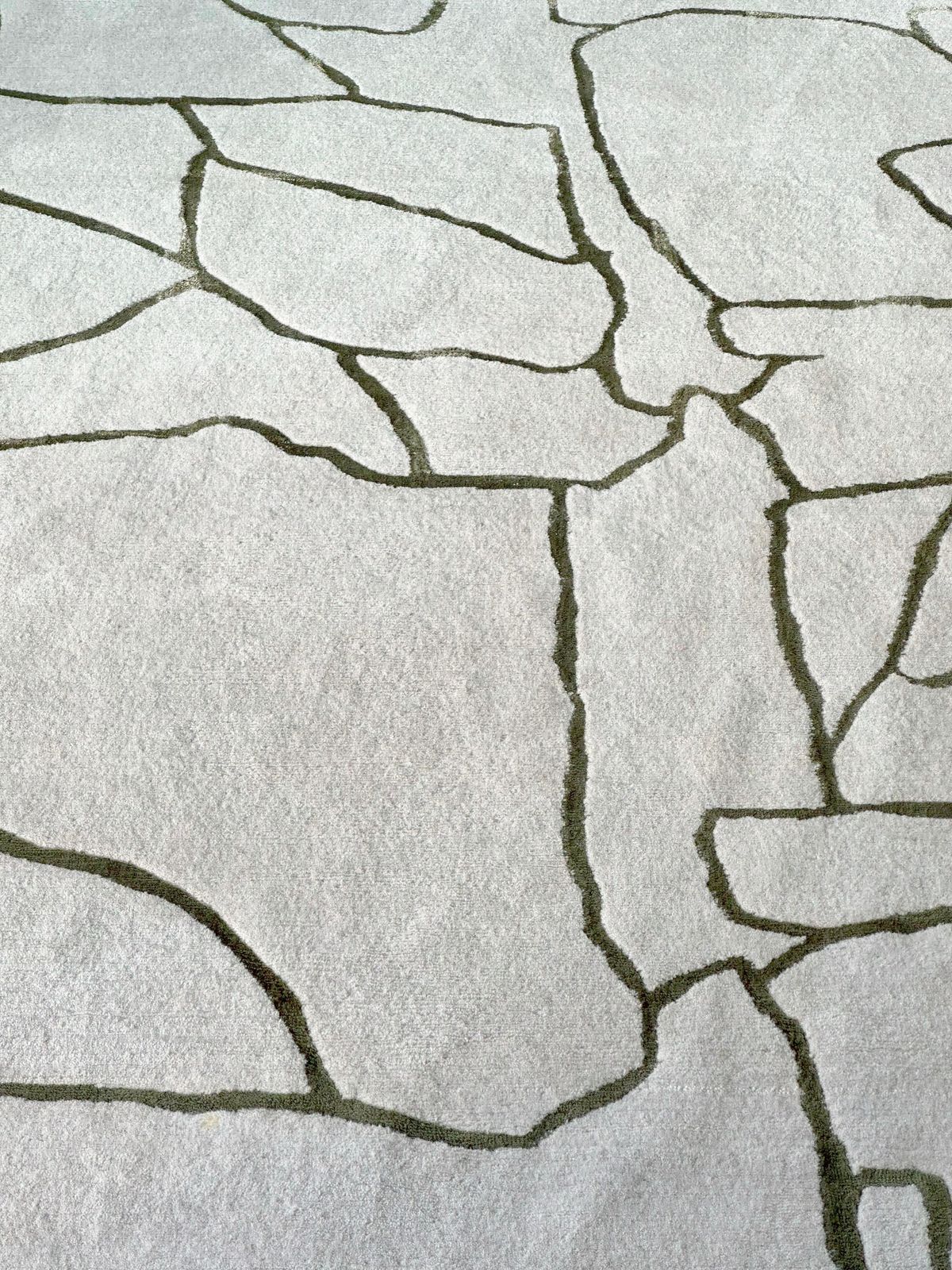 Large Cream And Green Wool Silk Rug By Kelly Wearstler, 2016 photo vinterior