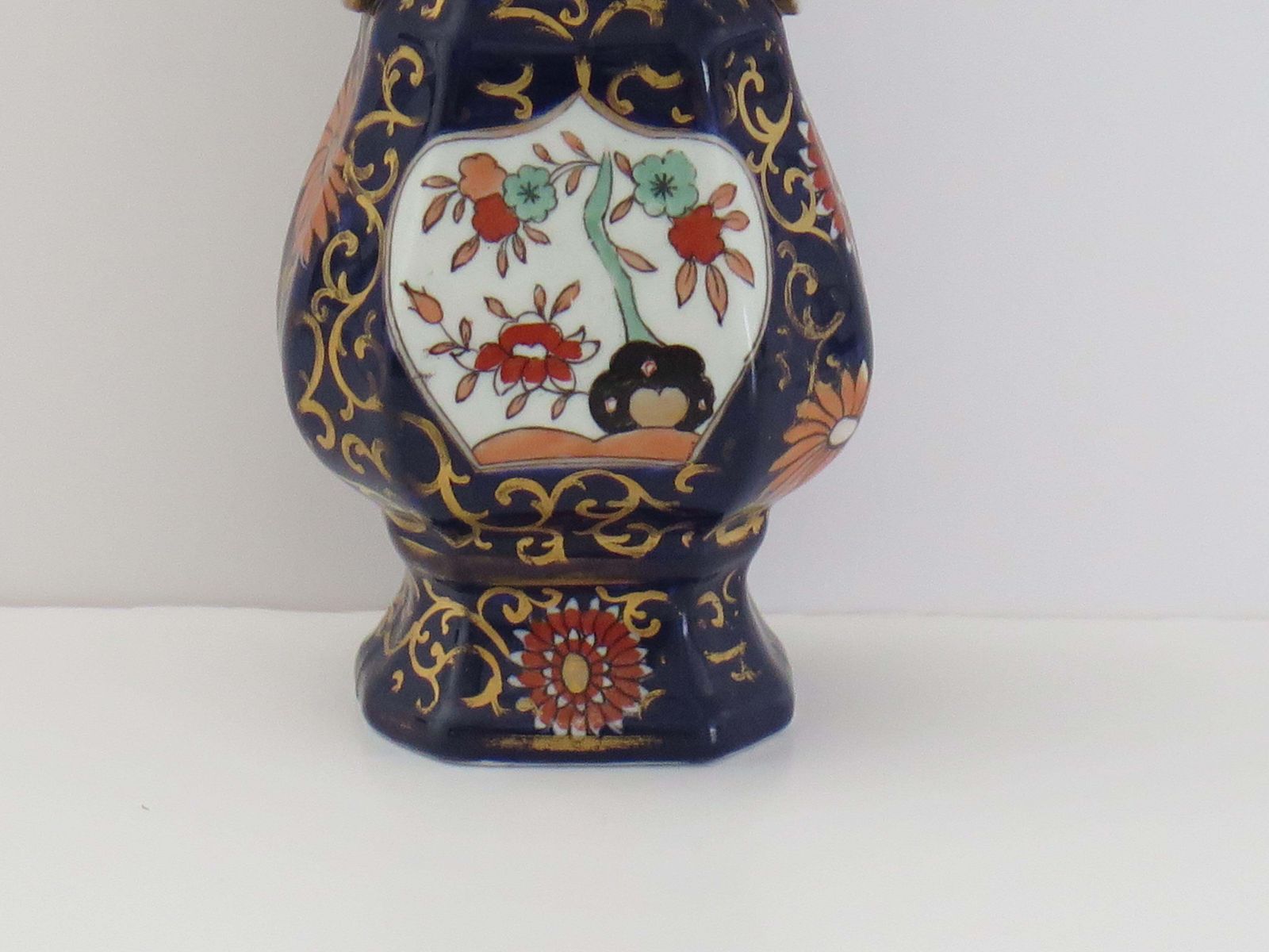 Masons Ironstone Vase In Blue Hawthorne Pattern (No. 2), Circa 1830 photo vinterior