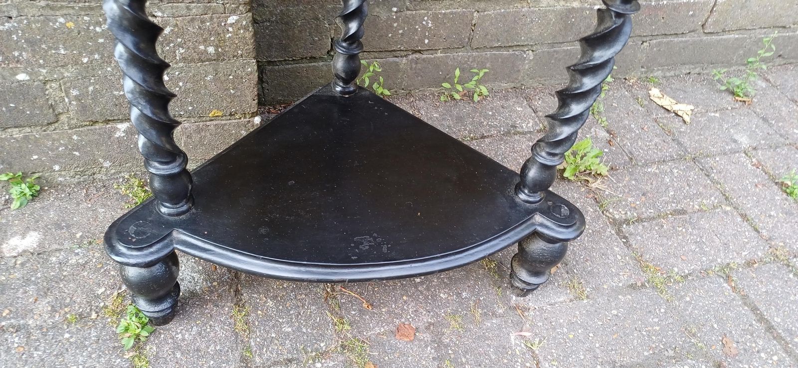 photo furniture Antique Black Lacquered Effect Corner étagère With Barley Twist Legs 4 Tier Victorian Gothic Display Shelf Unit | Ornate Carved Top Wot Not