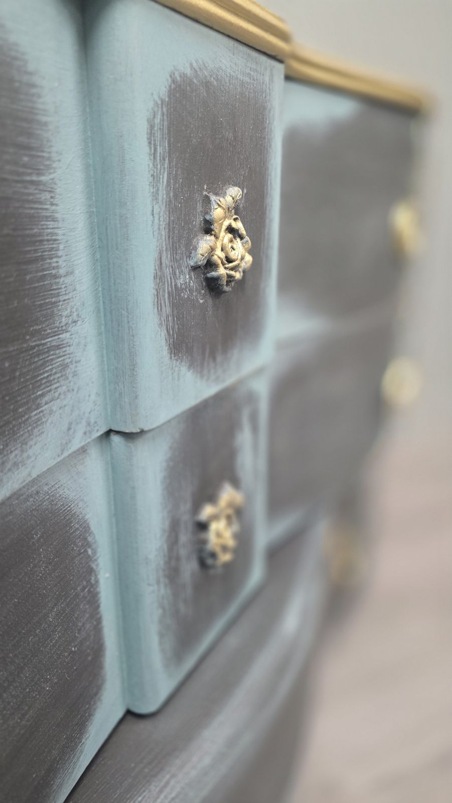 Ornate Chest Of Drawers, Upcycled photo vinterior