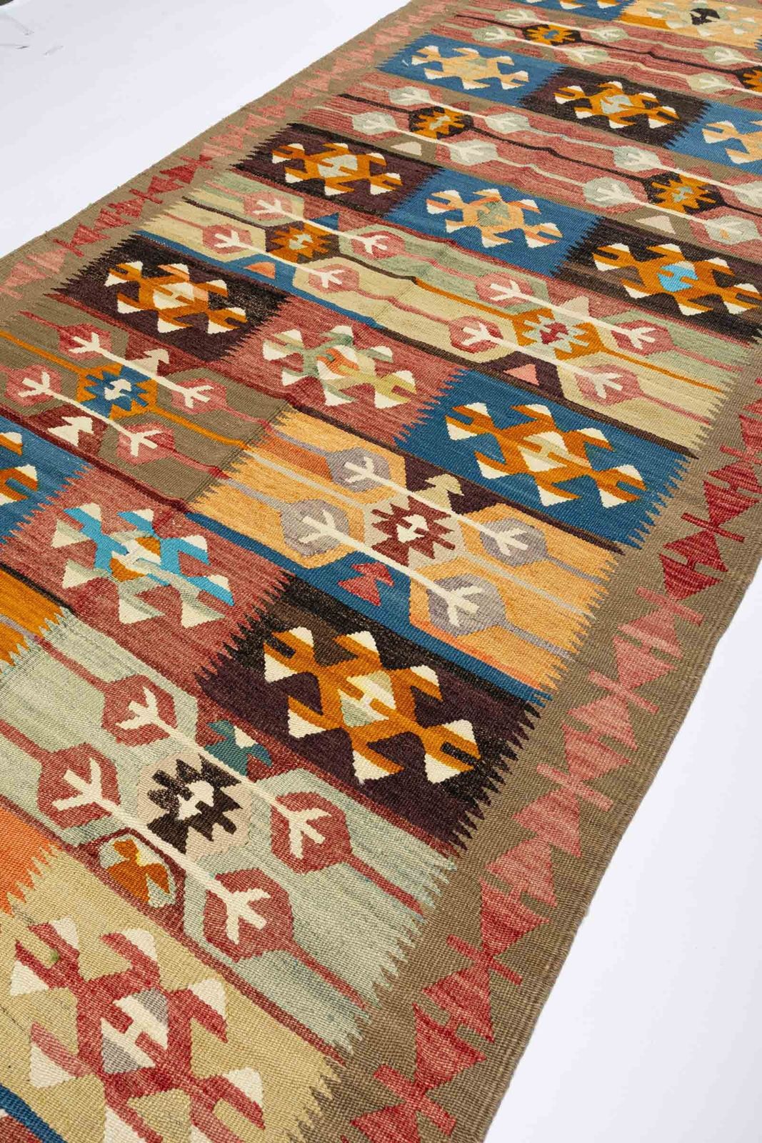 Denizli Vintage Kilim 257x113cm photo Textiles