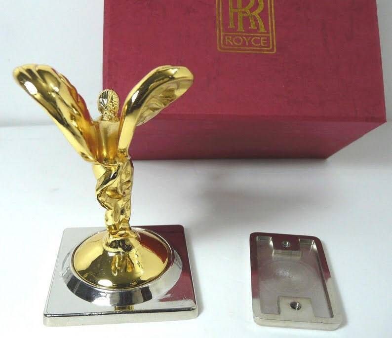 Rare Gold Plated Rolls Royce Motors Spirit Of Ecstasy Classic Car Display Ornament Mascot Emblem Statue Gift Boxed The Flying Lady Silver Lady Emily photo furniture