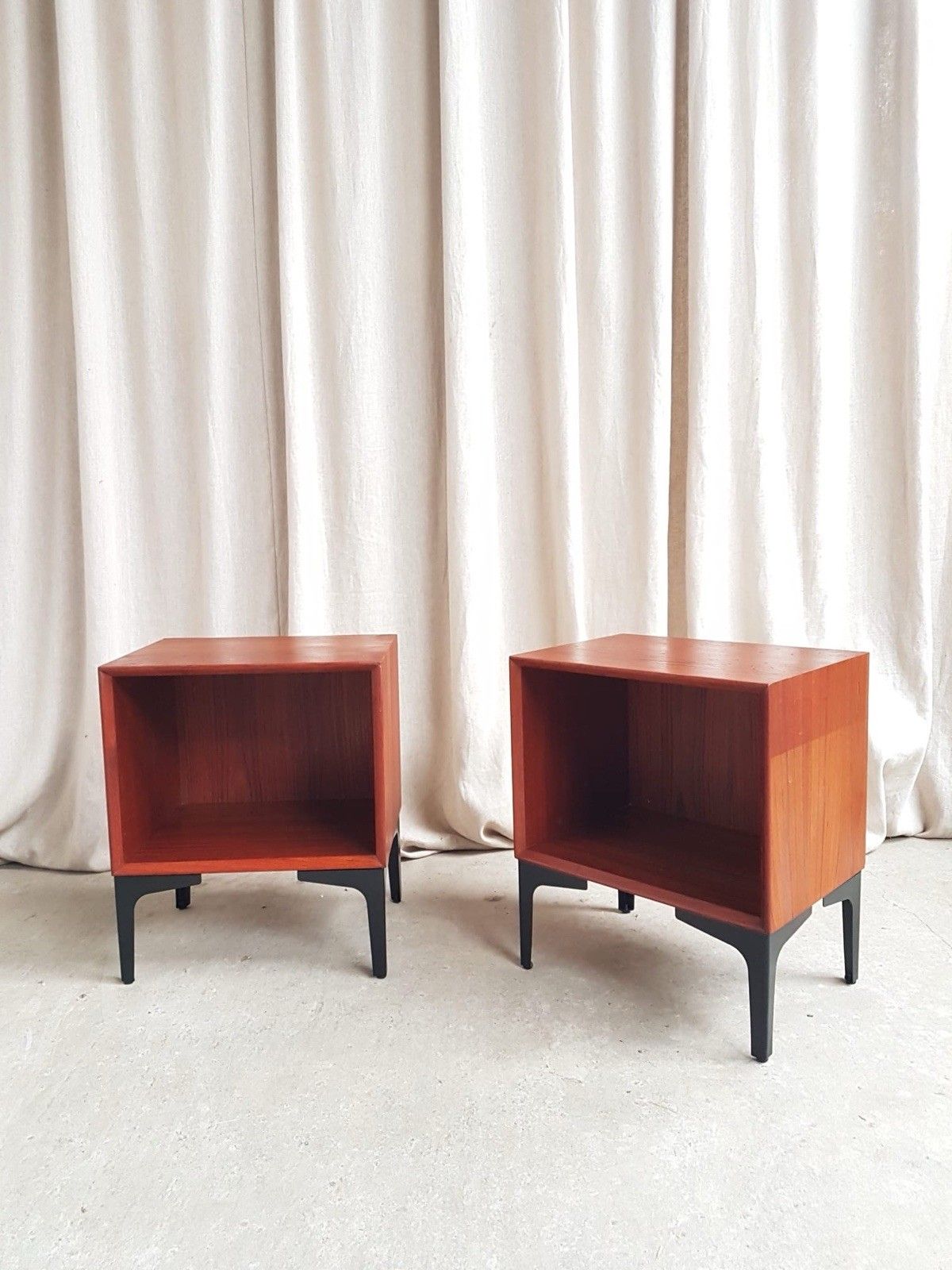 Vtg Pair Of Danish Teak Mid Century Bedside Tables Nightstands Retro Scandi R896 photo vintage