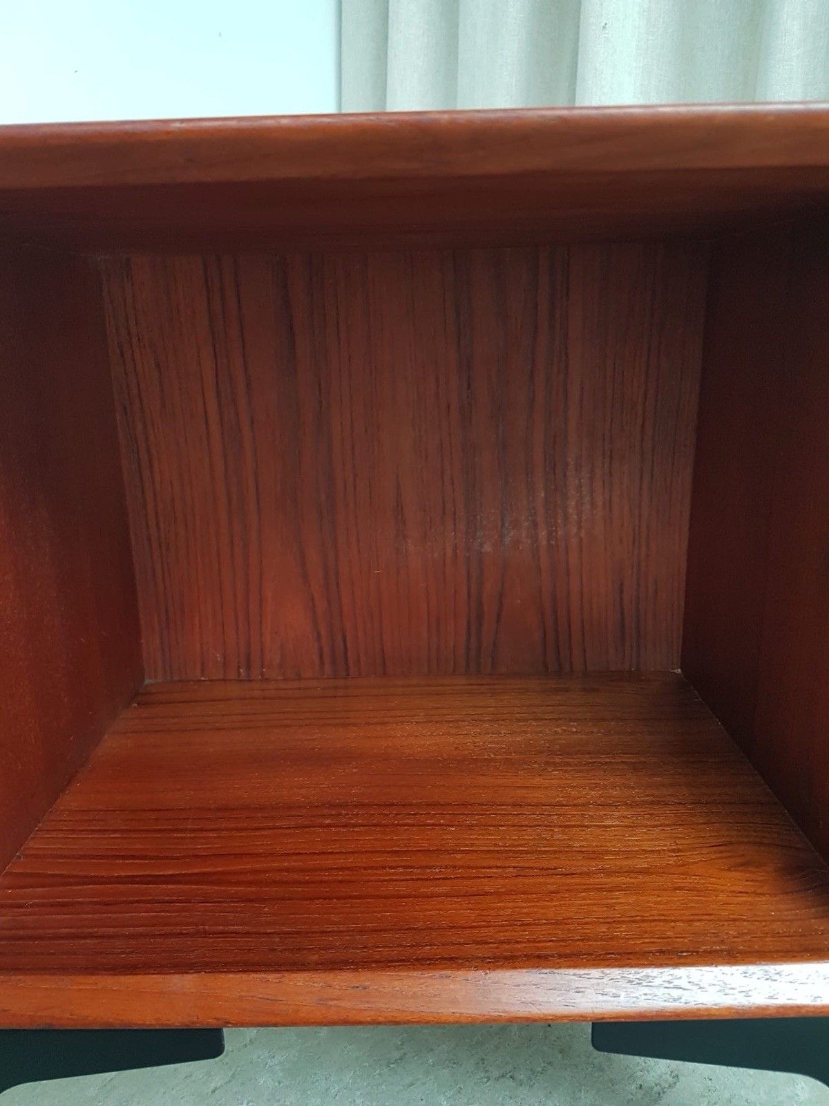 Furniture Vtg Pair Of Danish Teak Mid Century Bedside Tables Nightstands Retro Scandi R896 photo