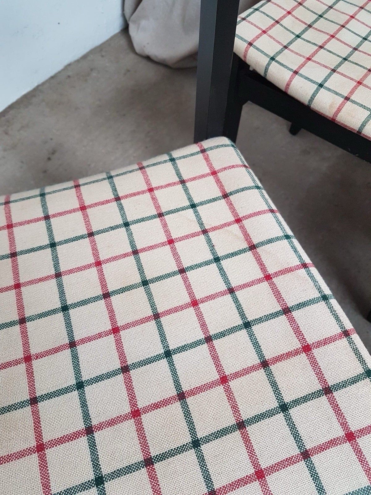 photo furniture Vtg Mid Century Set Of 4 Dining Chairs Danish Scandi Retro R897