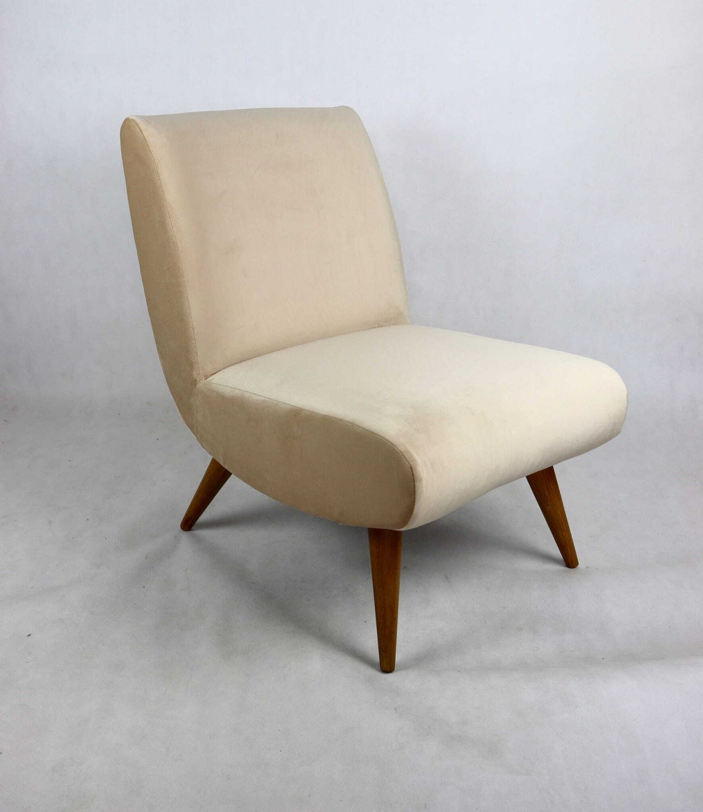 photo furniture Vintage Loft Armchair 70s Beige Champagne Velvet