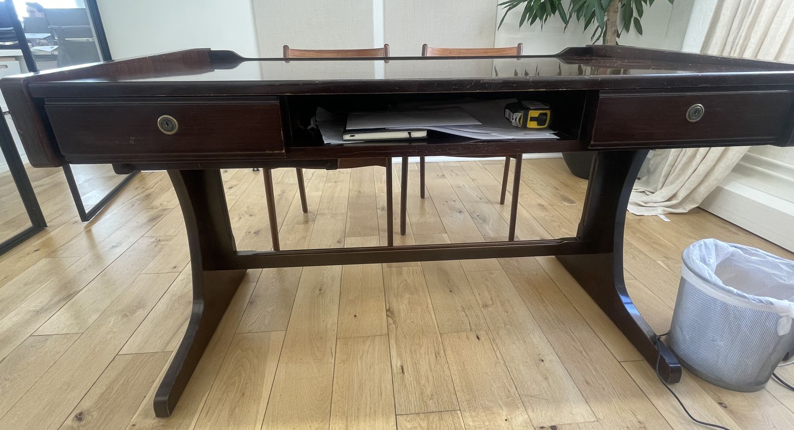 Vintage Italian Mahogany Desk, 1960s photo furniture