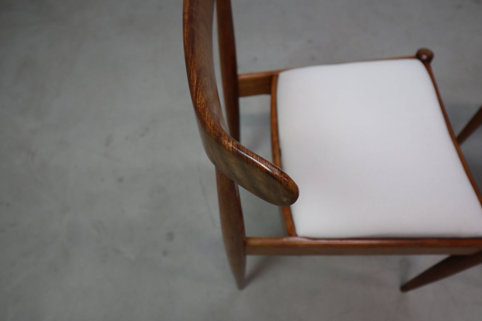 photo for sale Set Of Six Alfred Hendrickx Model 500 Dining Chairs In Rosewood,