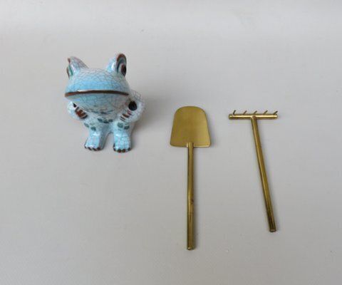 Cactus Cutlery Frog With Shovel And Rake By Walter Bosse For Karlsruhe Majolika, 1950s, Set Of 3 photo vinterior