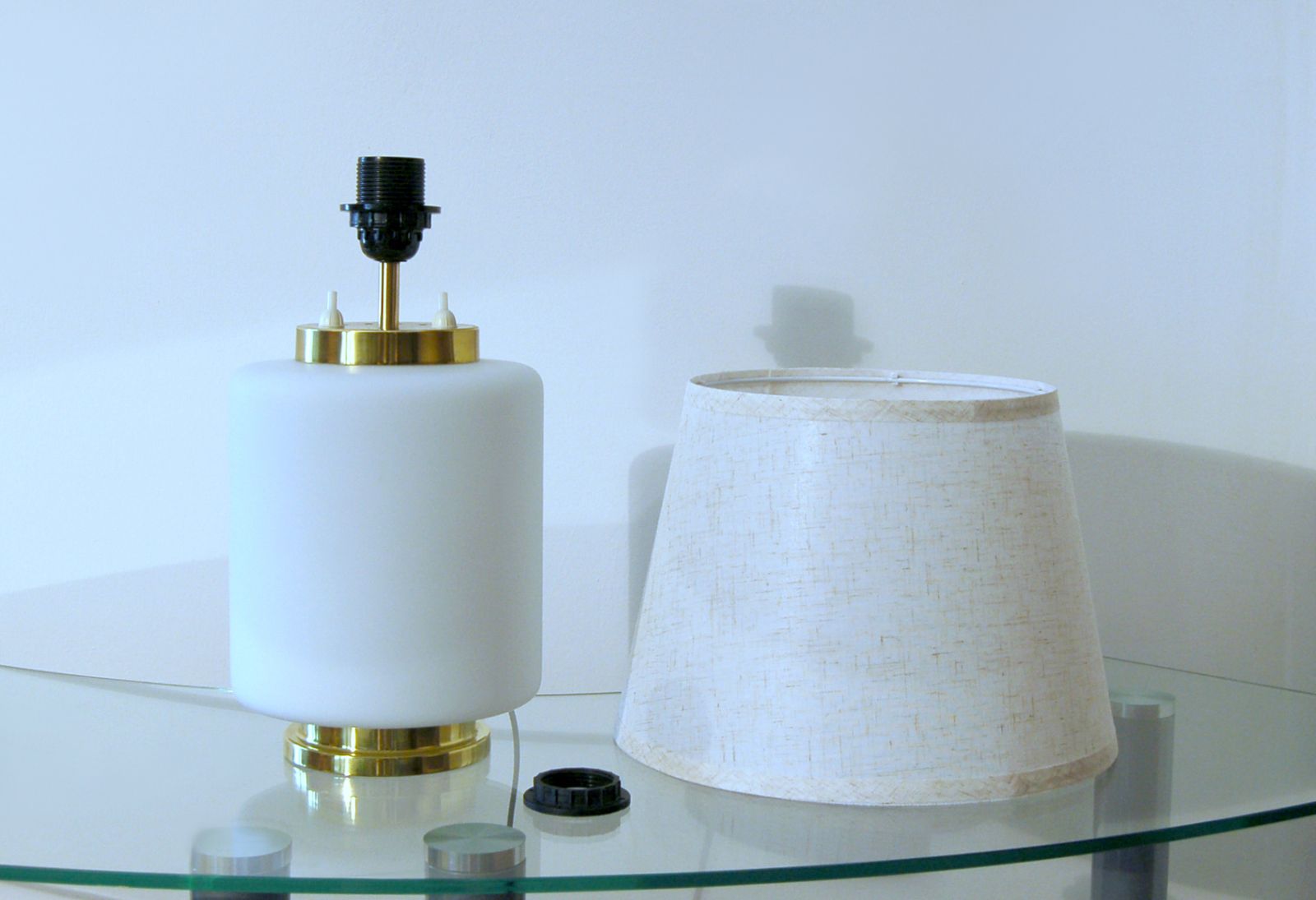 photo furniture Stilnovo Table Lamp   Opal Glass / Brass   Italy '60