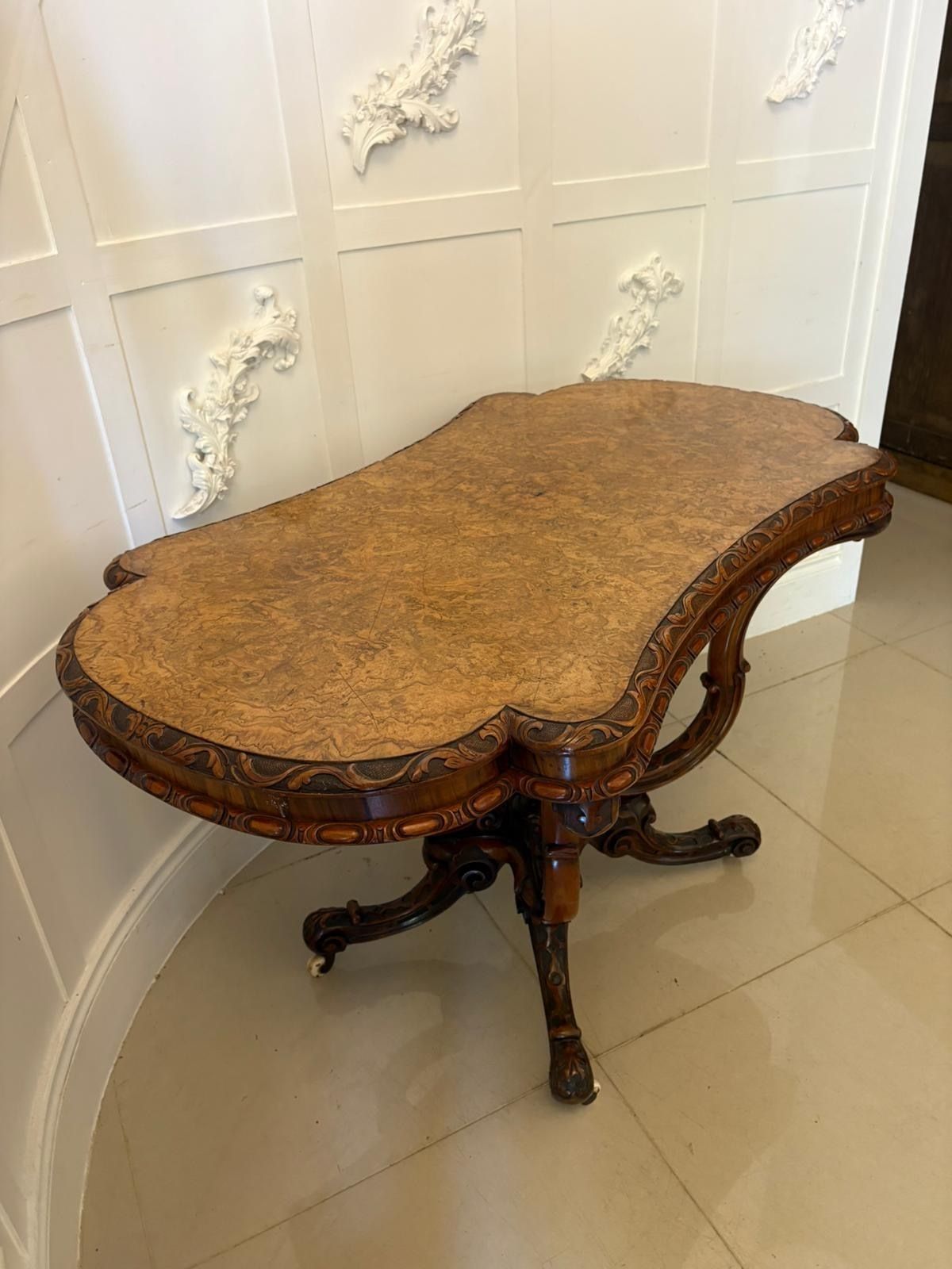 Outstanding Quality Antique 19 Century Carved Burr Walnut Centre Table photo vinterior
