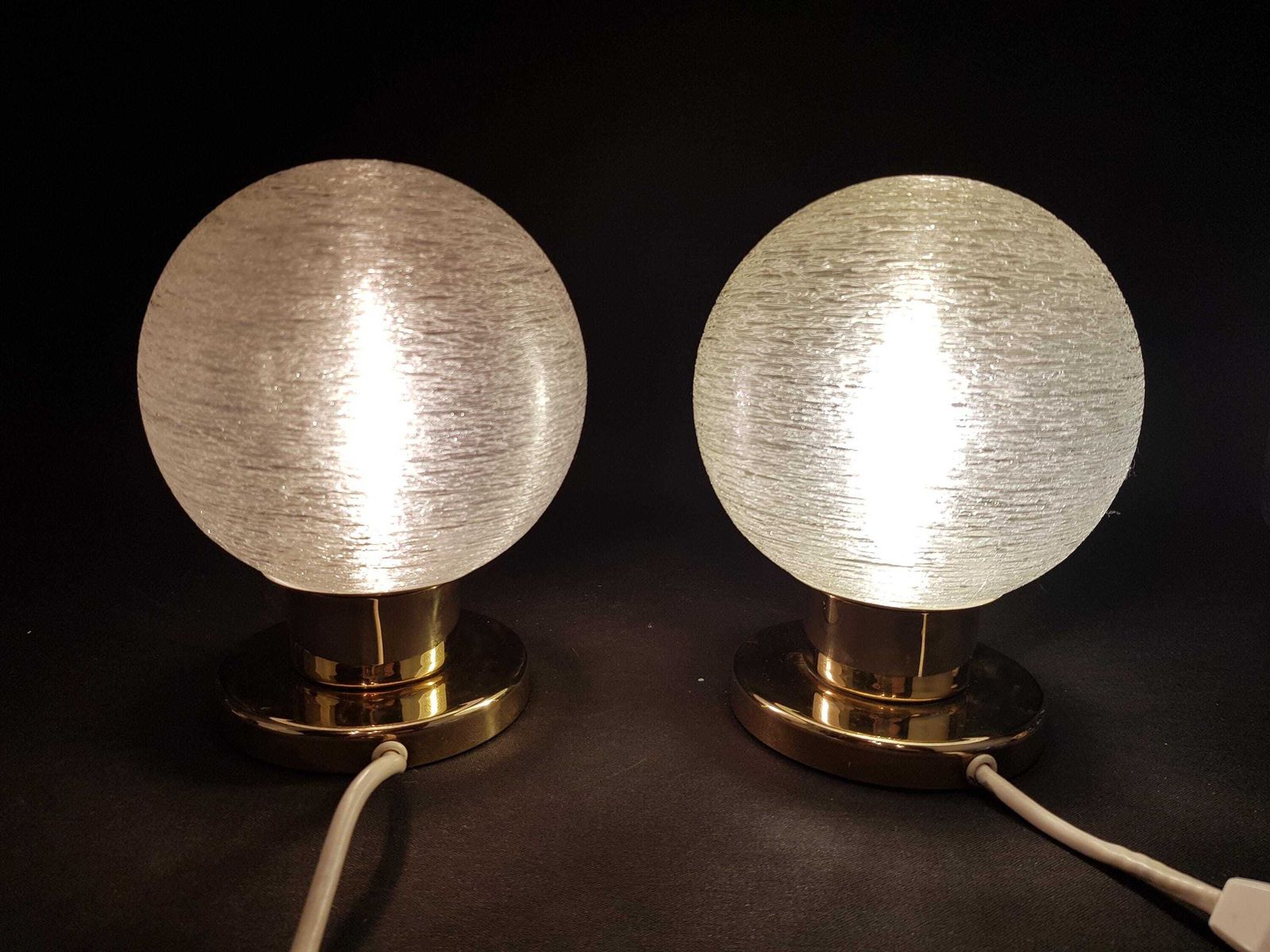 Pair Of Vintage Doria Leuchten, Footed Table Or Bedside Lamps With Crackled Glass Bulb Shades West Germany 1970s photo 320.0
