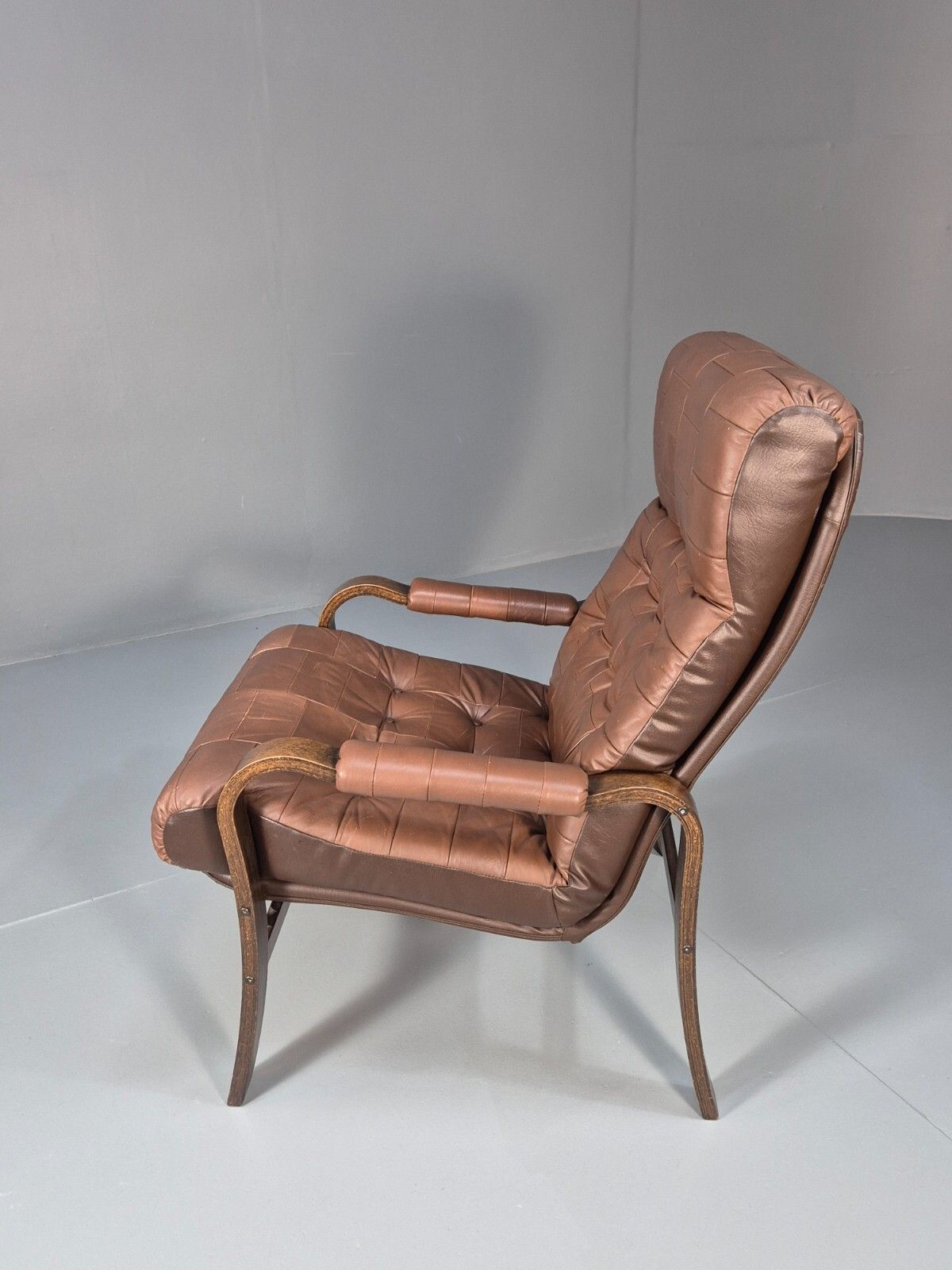 photo buy Vintage Danish Bentwood Lounge Chair Brown Leather Buttoned 1970s Eb9486 Mben