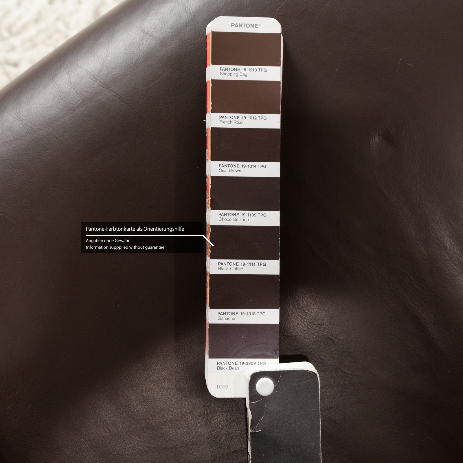 photo furniture Canapé 4 places Stressless Arion en cuir brun foncé, fonction manuelle