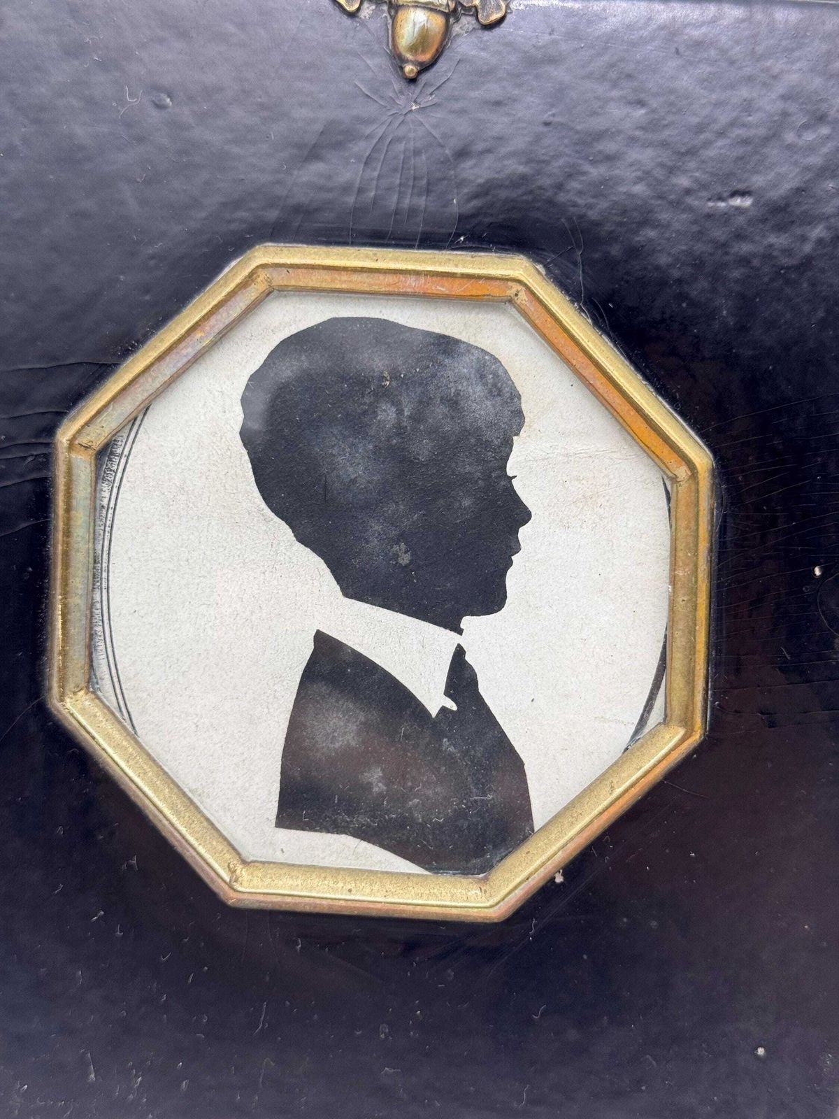 Antique Silhouette Picture, Boy Silhouette, Wall Decor photo Art