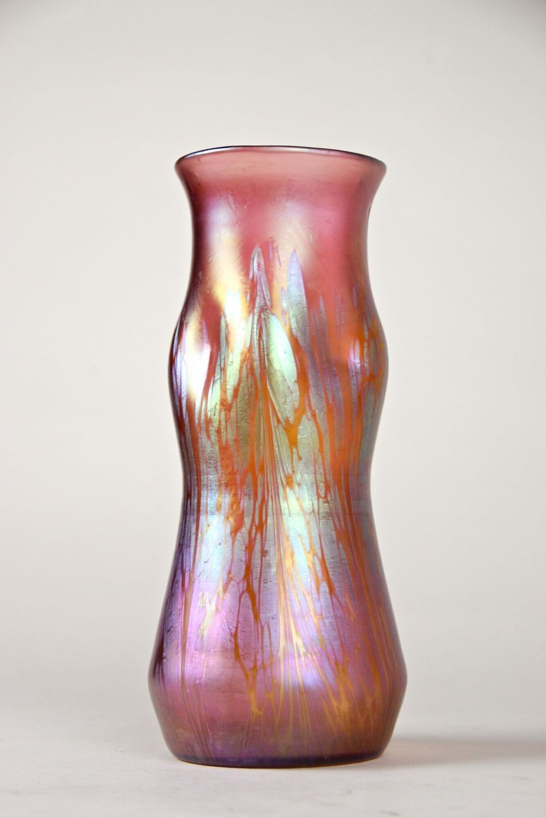 Art Nouveau Glass Vase By Loetz Witwe   Decor Medici Pink Iridescent, Cz, 1902 photo furniture