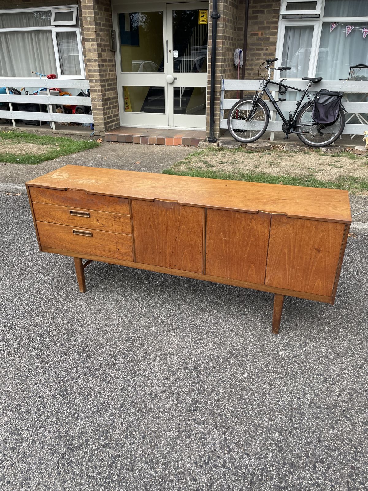 Vintage Teak Credenza, 1960's   70's, Sleek Mid Century Design
